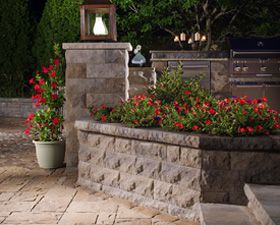 OUTDOOR LIVING & LANDSCAPE COMPANY